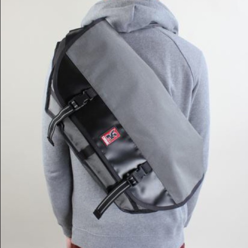 Chrome Mini Metro Messenger Bag